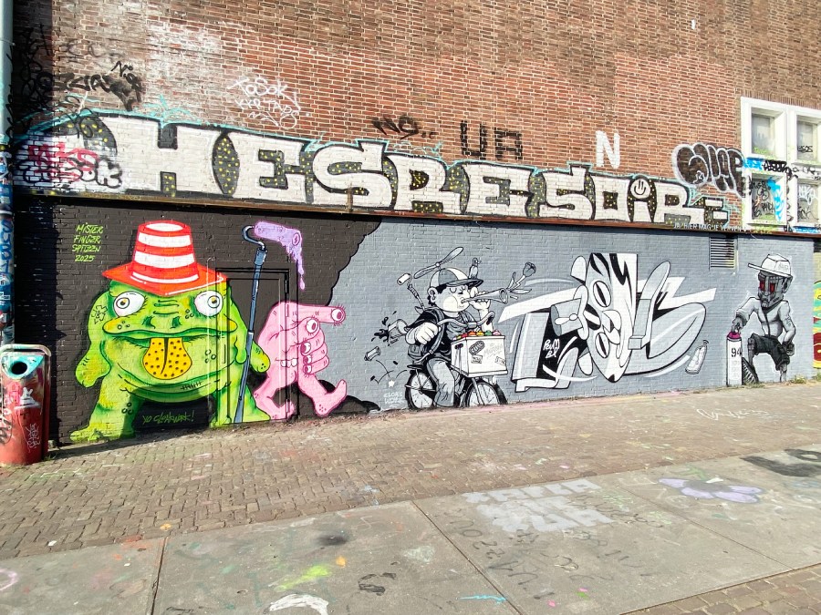 mr fingerspitzen, cloakwork, rumbl, eklor, ndsm, graffiti, amsterdam